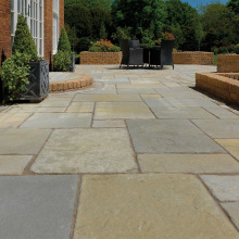 Pavestone Tudor Antique Paving 15M2 Pack Cathedral Calibrated